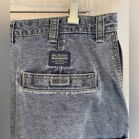 Columbia Cargo Shorts Medium Wash Hiking Denim Mens 38 - Picture 11 of 15